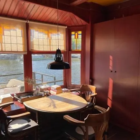 Houseboat Amstel River Studio-3
