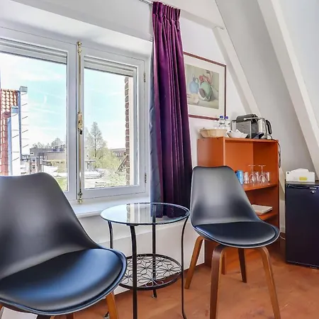City-Centre, Canal-House, Luxurious , Stylish Bedroom, Ensuite Bathroom-2