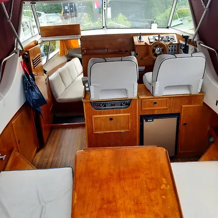 Motorjacht Flint-3