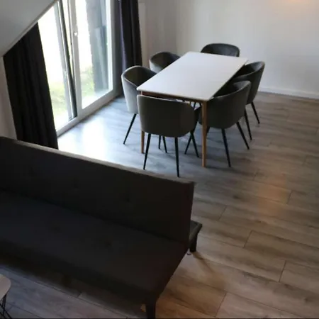 Greenstay-2