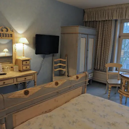 Imperial Hotel Amsterdam-3