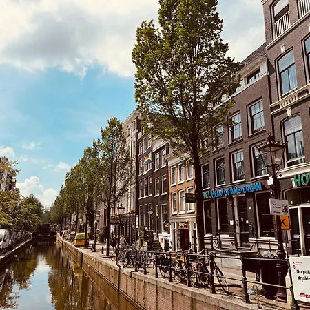 Budget Hostel Heart of Amsterdam-3