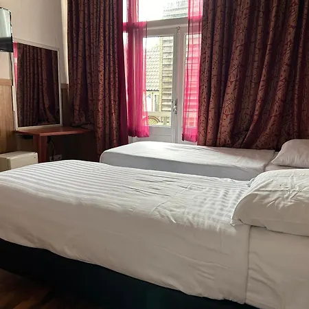 Hotel Isis-2