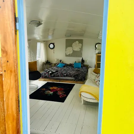 The Island Houseboat-3