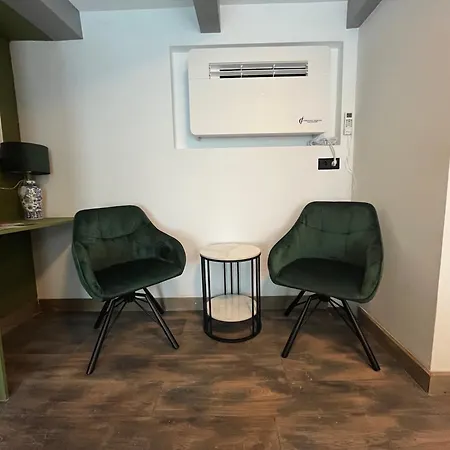 Central Guest Rooms-2