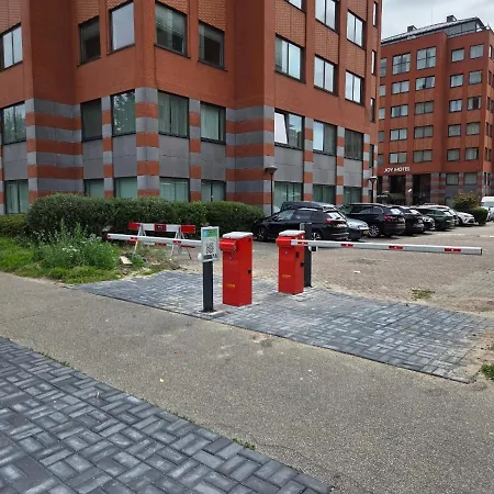 Joy Hotel-3