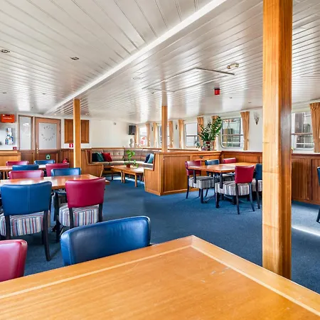 Botel Van Aemstel-3