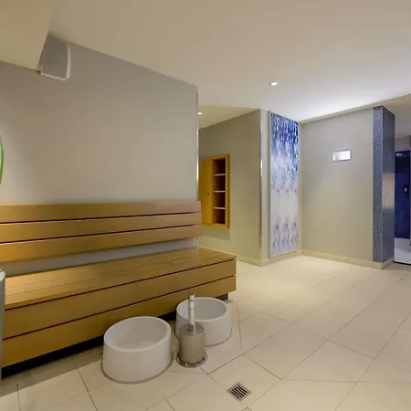 Moevenpick Hotel Amsterdam City Centre-3
