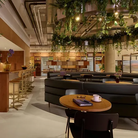 The Social Hub Amsterdam City Extended Stay-3