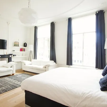 Mokum Suites-2