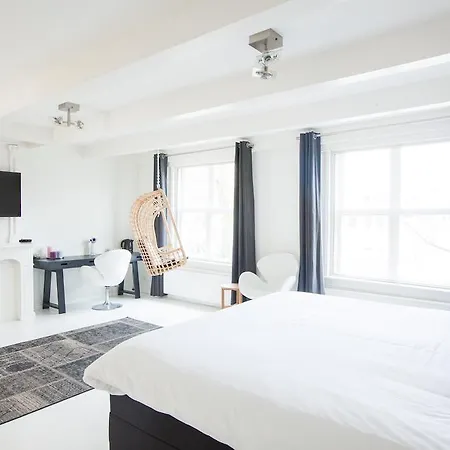Mokum Suites-3