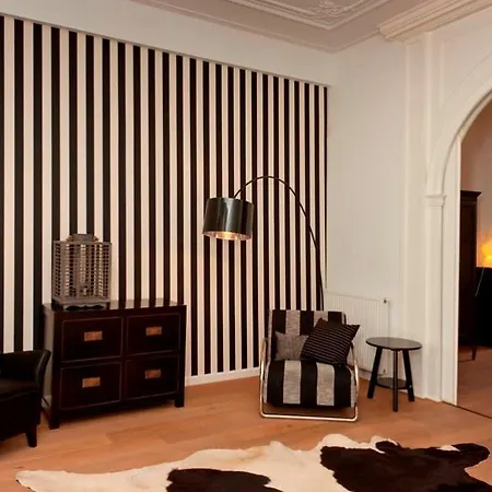 Captain Canalhouse Luxury Apartments-2