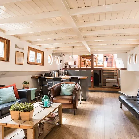 Houseboat Prince William & Houseboat Prince Arthur-2