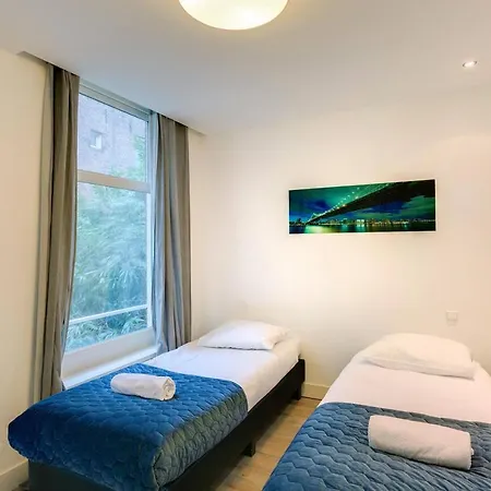 Luxurious Canalview Apartment No.1 In City Centre-3