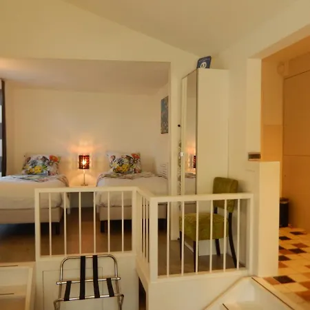 Apartment Amsterdam New West - Free Parking-2