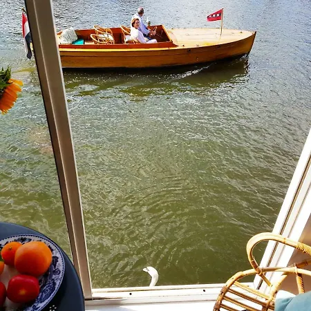Houseboat Concordia B&B-3