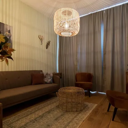 Caesars Studio-2