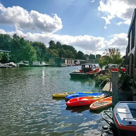 Houseboat Vliegenbos-3