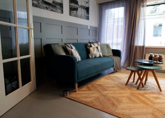 Houseboat Apartment With Water Terrace, Free Bikes & Fast Wifi Άμστερνταμ